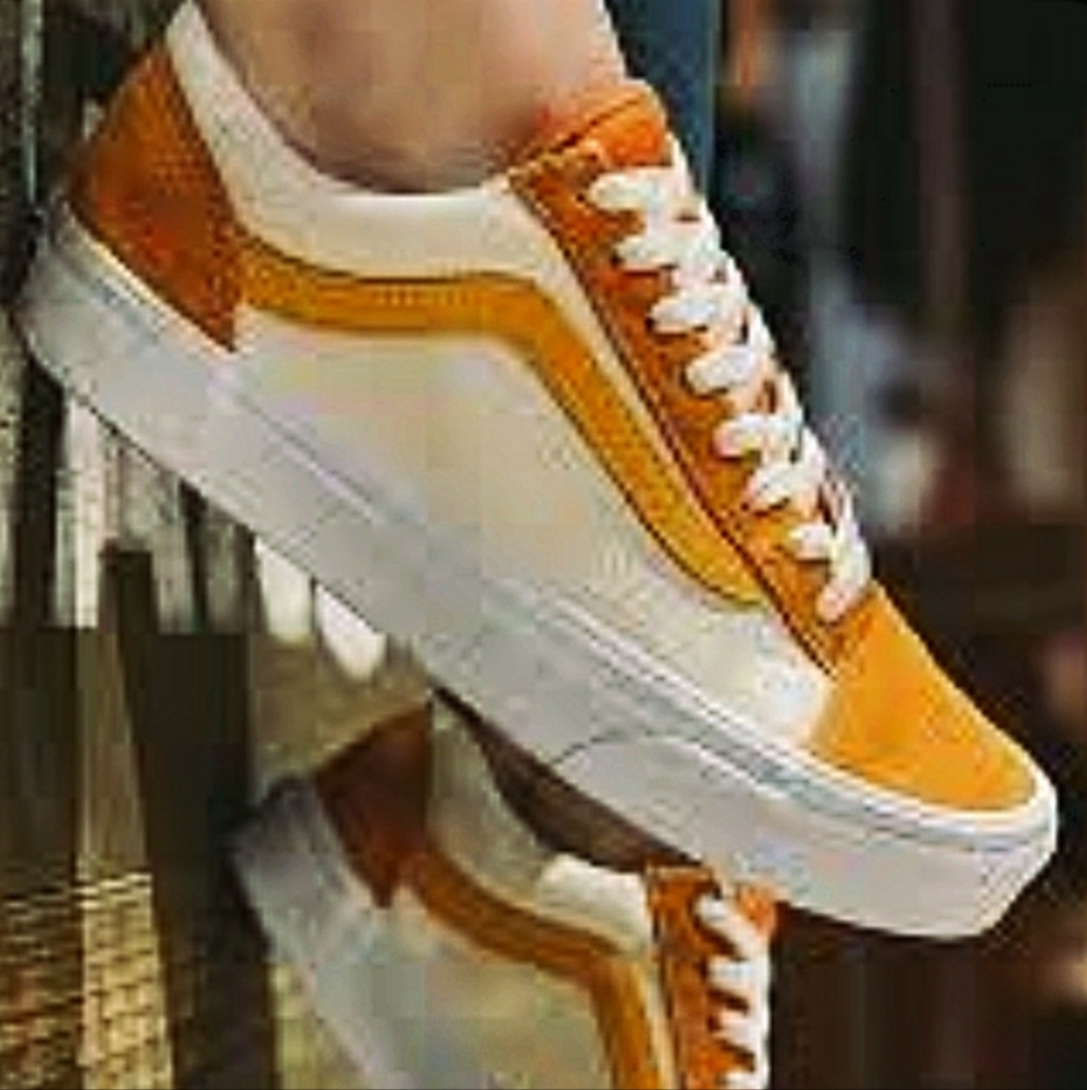 Vans Style 36 Amber Glow - Men's Size 5.5: